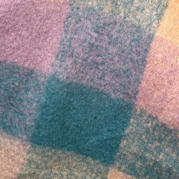 Unbranded Scarf Womens Large Rectangle Green Tan Fringe Plaid Block Check Soft - Picture 7 of 9